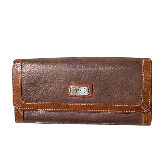 Fossil Brown Leather Wallet‎ Clutch Snap Closure Floral Interior EUC - Picture 1 of 9